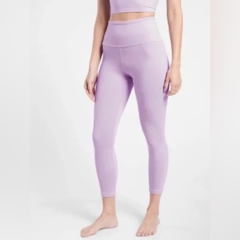 Athleta Align Style Ultra High Rise Elation 7/8 Tight in Lavender Size SP